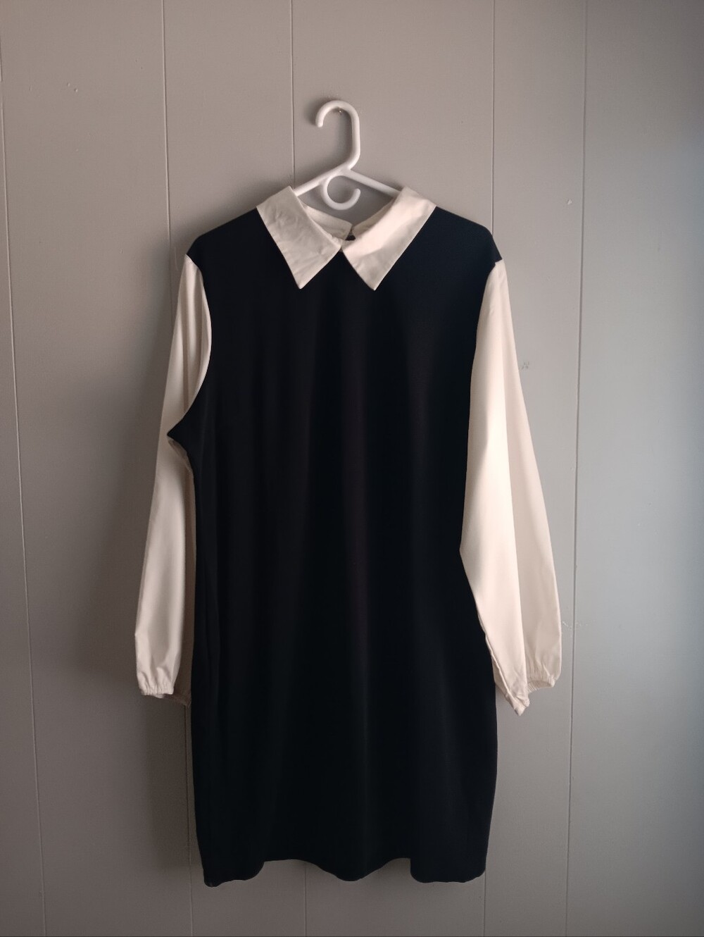 Sheincurve Black Dress with White Collar and Sleeves  Size 2XL
